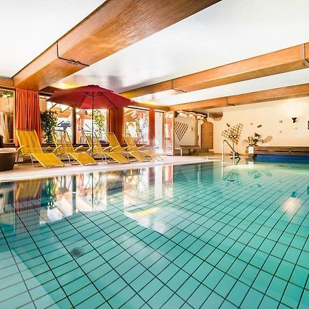 Land-gut-Hotel Landgasthof Zum Schildhauer Halfing Exterior foto