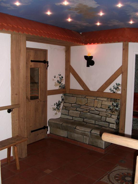 Land-gut-Hotel Landgasthof Zum Schildhauer Halfing Exterior foto