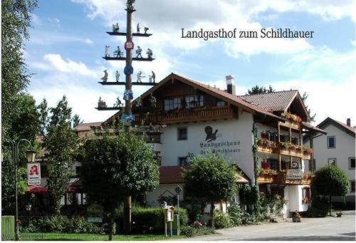 Land-gut-Hotel Landgasthof Zum Schildhauer Halfing Exterior foto